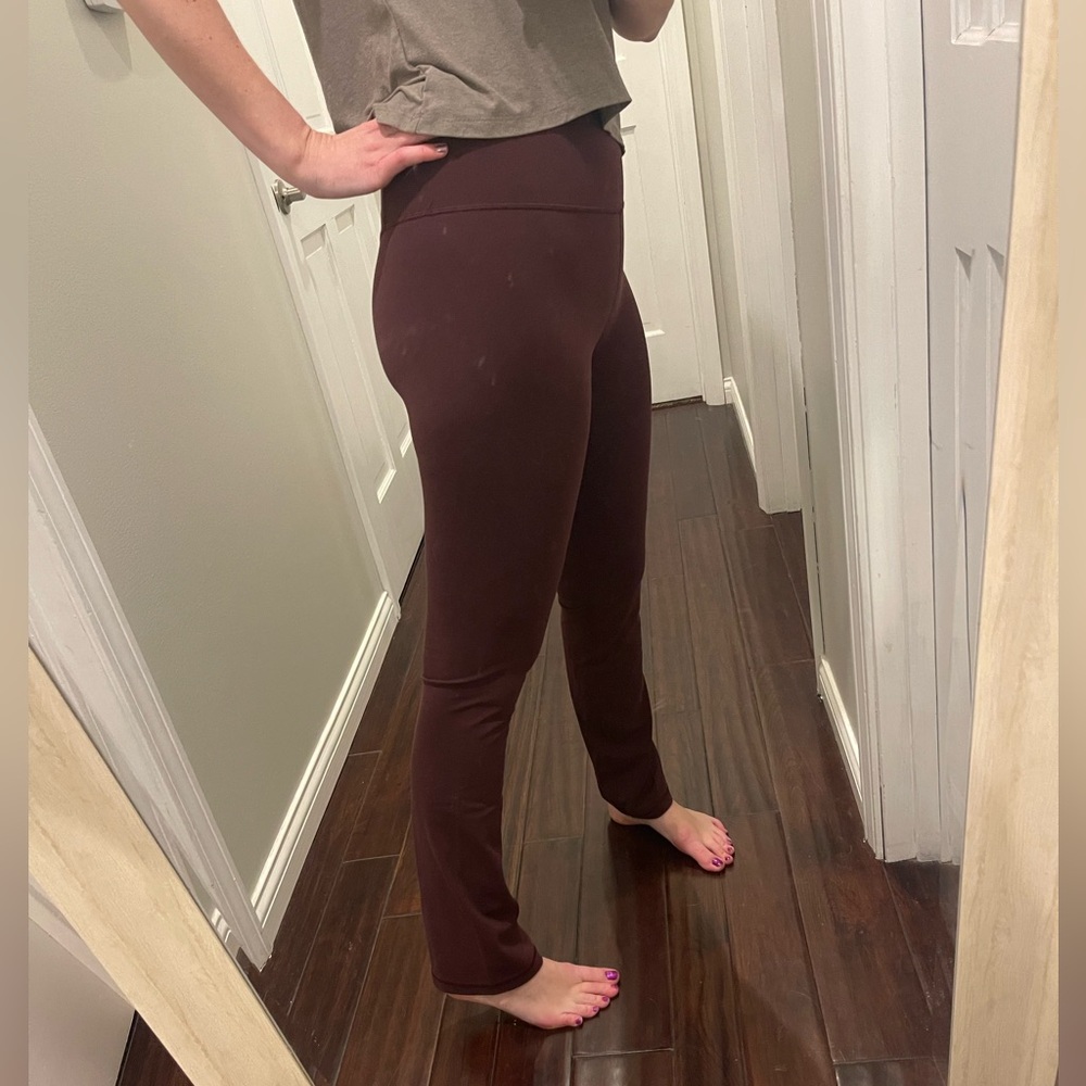 Athleta Salutation boot cut leggings in Cabernet - Picture 4 of 9